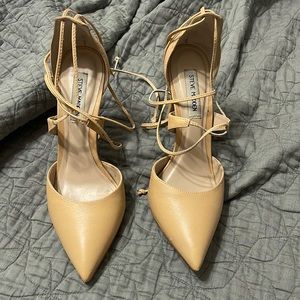 Steve Madden wrap up nude pumps